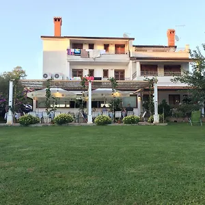 Vera krevet i doručak
