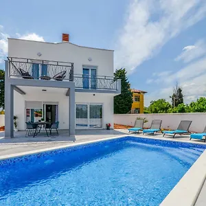 Natali With Pool Vila